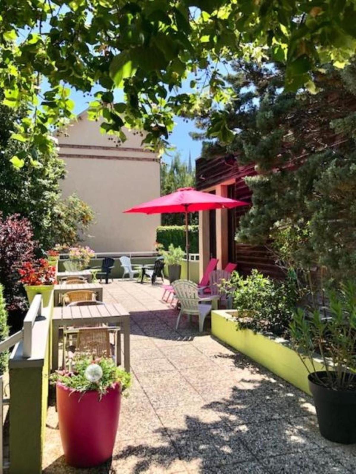 B&B Hotel Chartres Centre Cathedrale 3 Etoiles Exterior foto