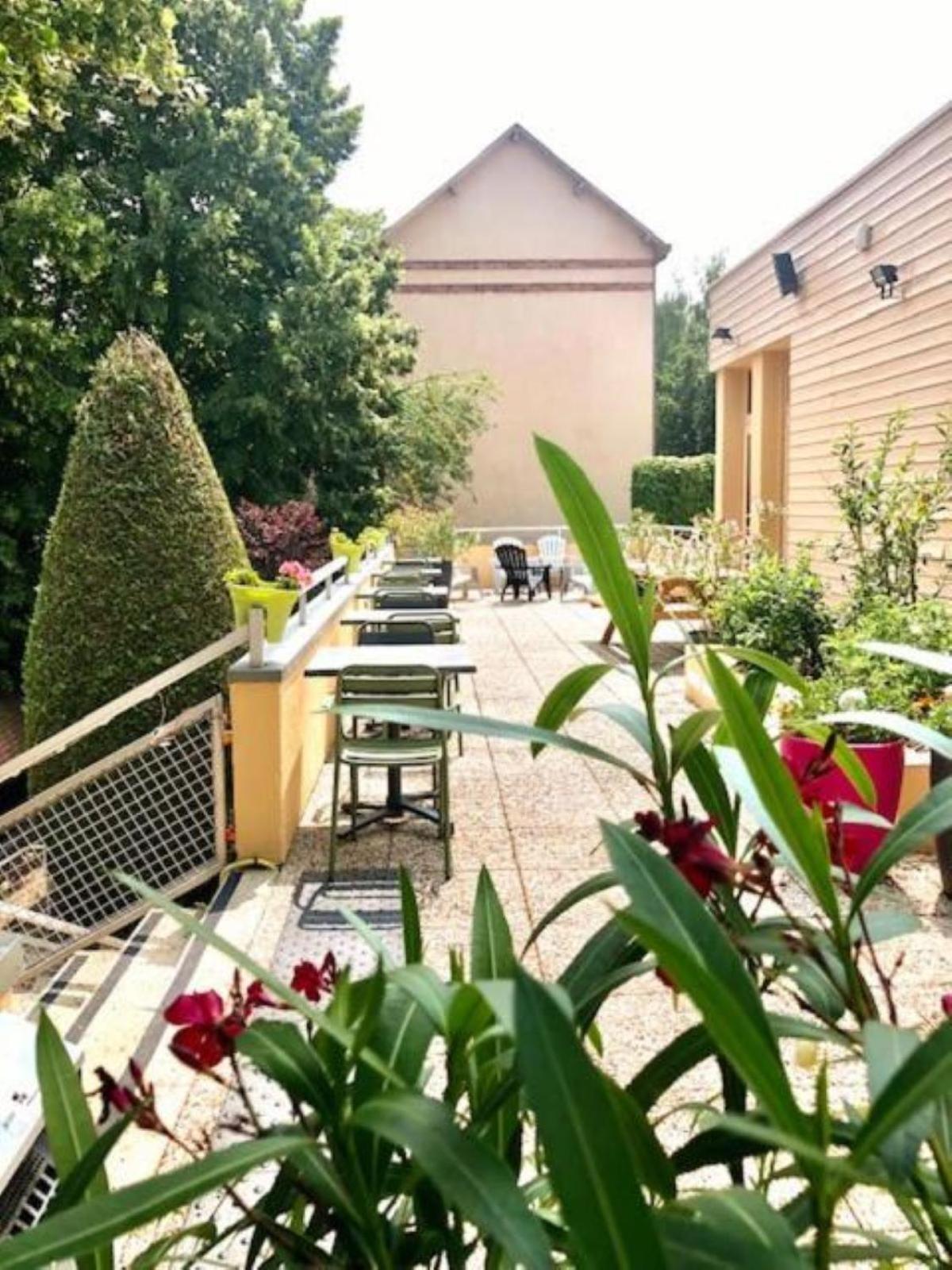 B&B Hotel Chartres Centre Cathedrale 3 Etoiles Exterior foto